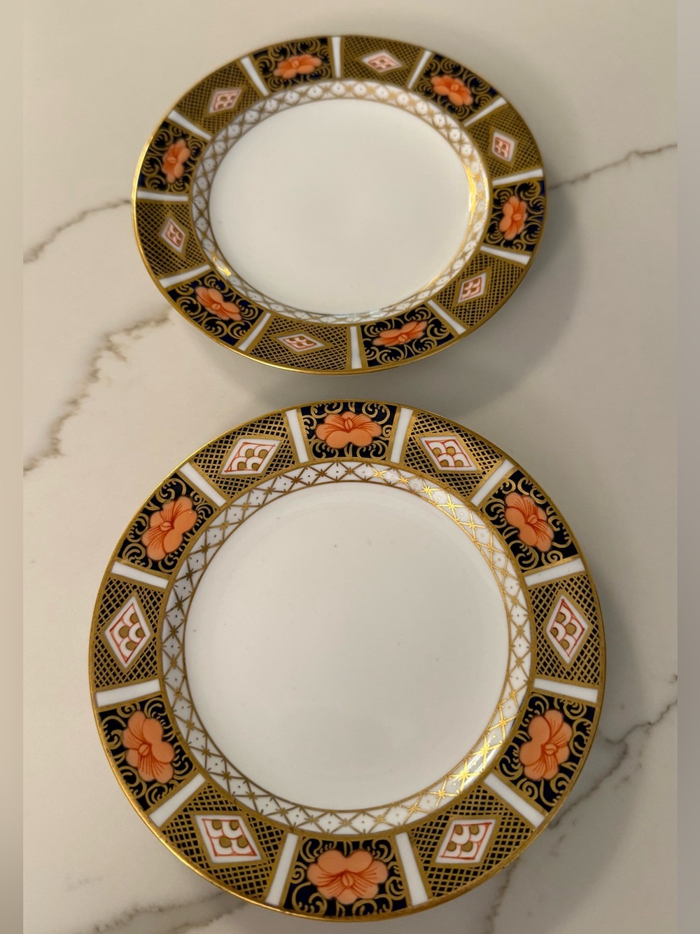 Six Royal Crown Derby Imari Border Pattern Plates with Narrow Gold Edge.